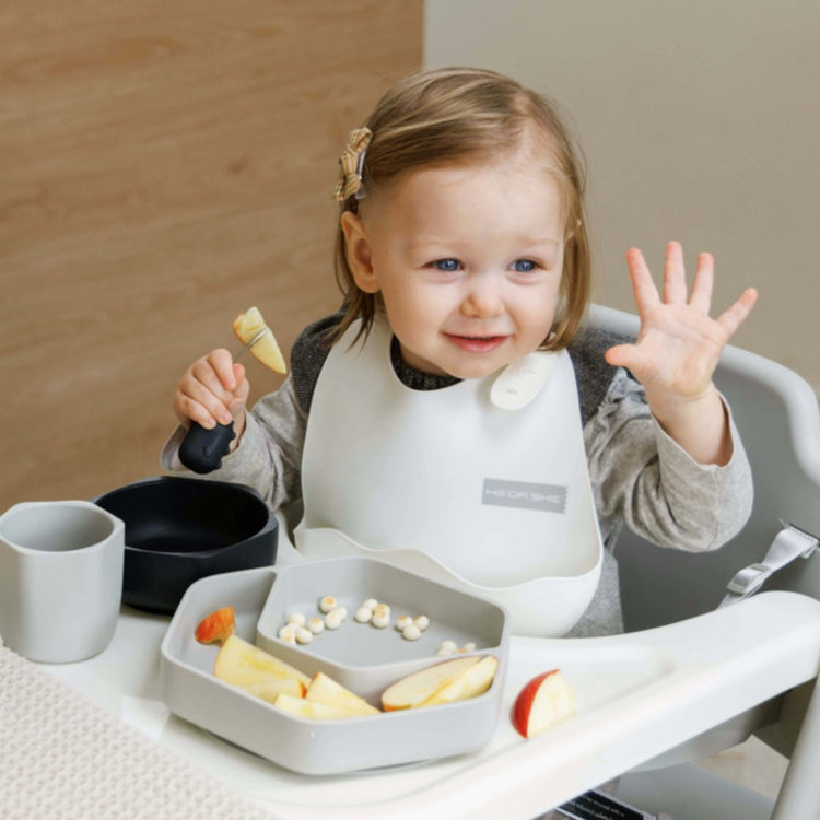 He or She Toddler Feeding Set