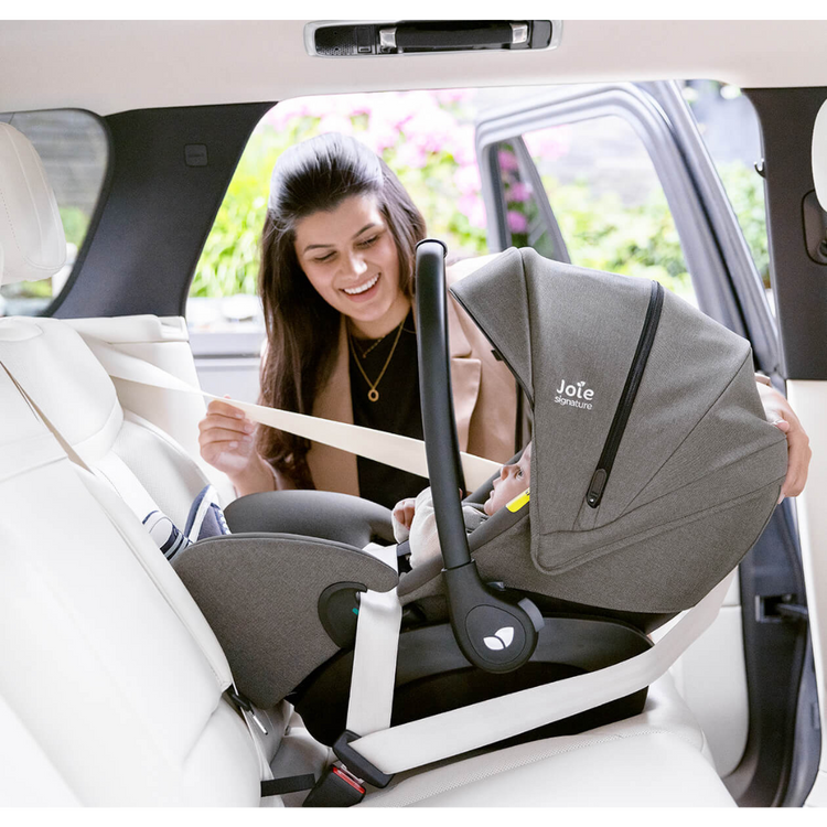 Joie Signature i-Level Pro Infant Carrier Car Seat - Ebony (Birth to approx. 15 months) 40-87 cm