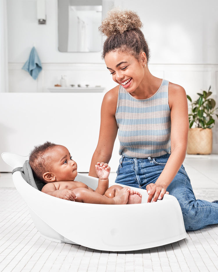 Skip Hop Moby Smart Sling 3-Stage Bathtub - White