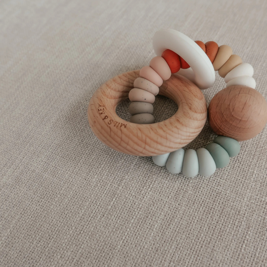 Mils and Key Cove Rattle - Multiple Color (3m+)