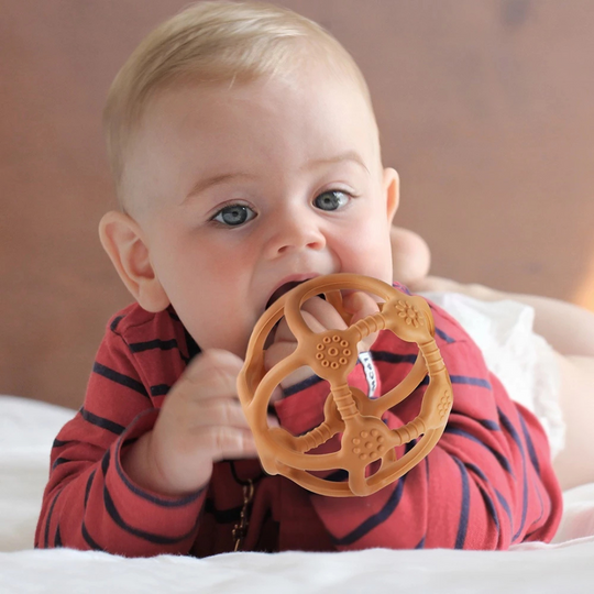 Haakaa Silicone Teething Ball (3m+)