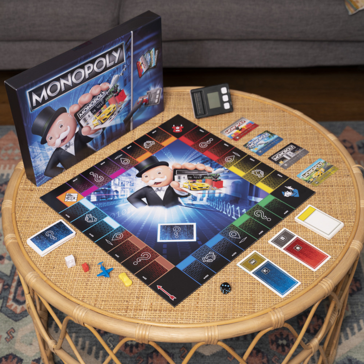 Monopoly Super Electronic Banking Family Board Game with Electronic Banking Unit (8Y+)