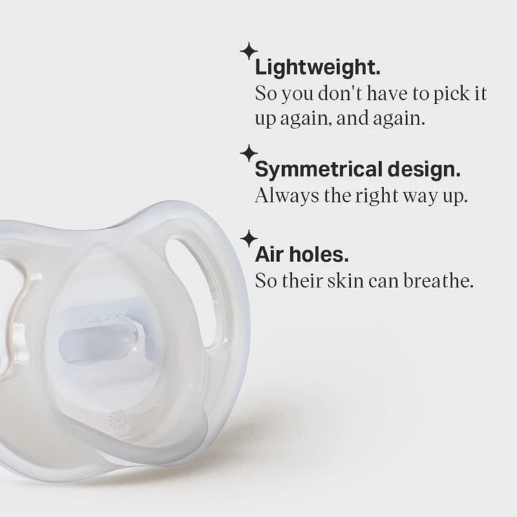 Tommee Tippee Ultra Light Super Soft Silicone Soother (2 Pcs/Pack)