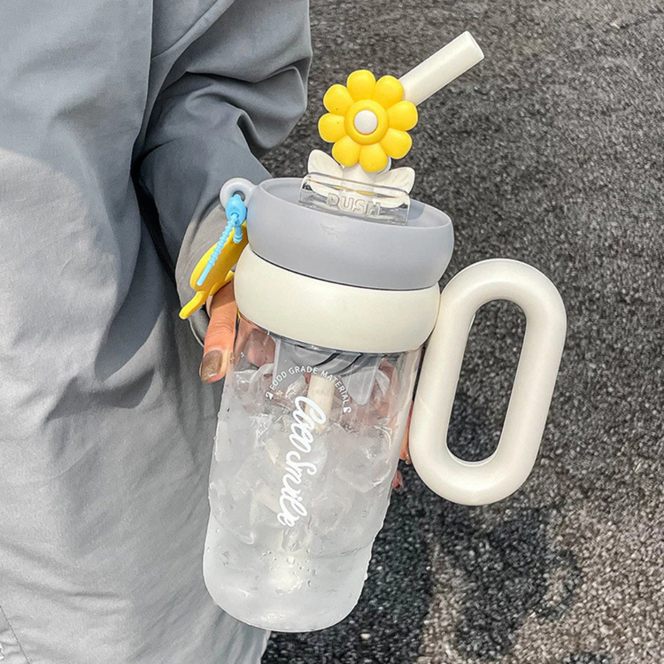 Cocosmile 8309 Flower Twirling Cup with Handle 1000ml - White