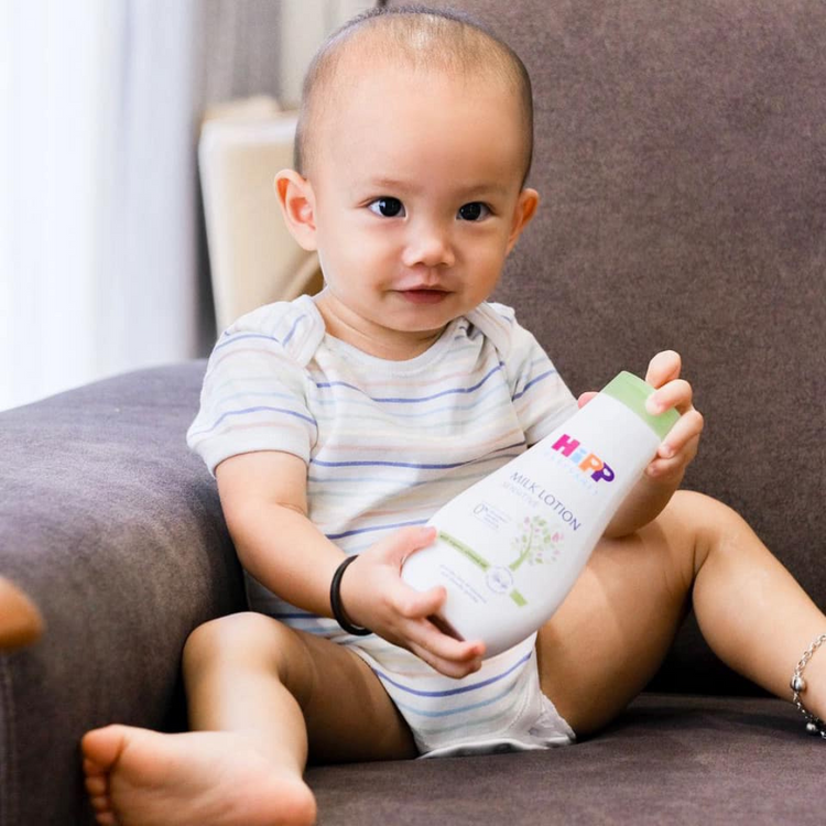 HiPP Babysanft Milk Lotion With Organic Almond Oil and Shea Butter (350ml)