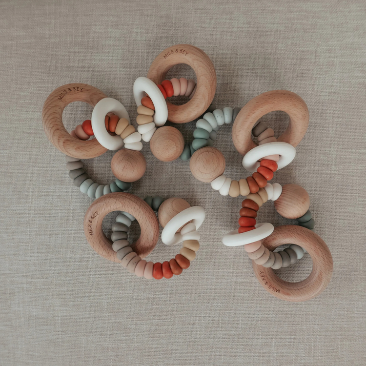 Mils and Key Cove Rattle - Multiple Color (3m+)