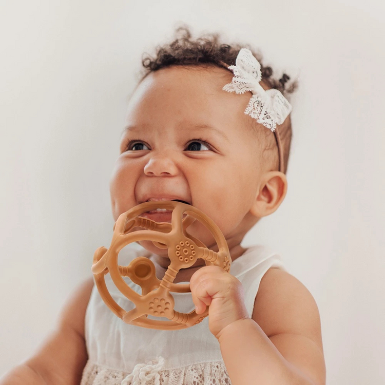 Haakaa Silicone Teething Ball (3m+)