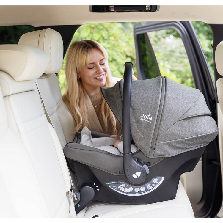Joie Signature Sprint SOFIX Infant Carrier Car Seat (birth to 12 months) 40-75 cm