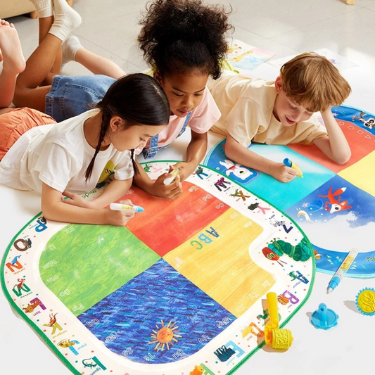 Mideer Magic Water Doodle Mat - The Very Hungry Caterpillar (3Y+)