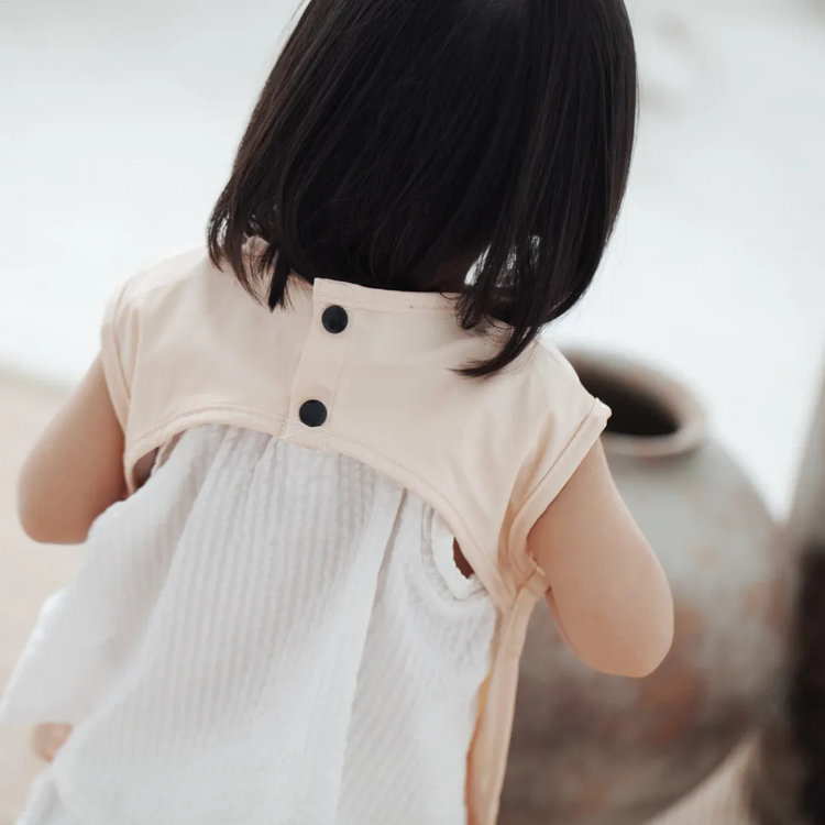 Mils and Key Mess-Proof Sleeveless Apron/Bib
