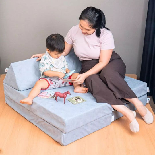 Bettar Play Signature Triangle Cushion