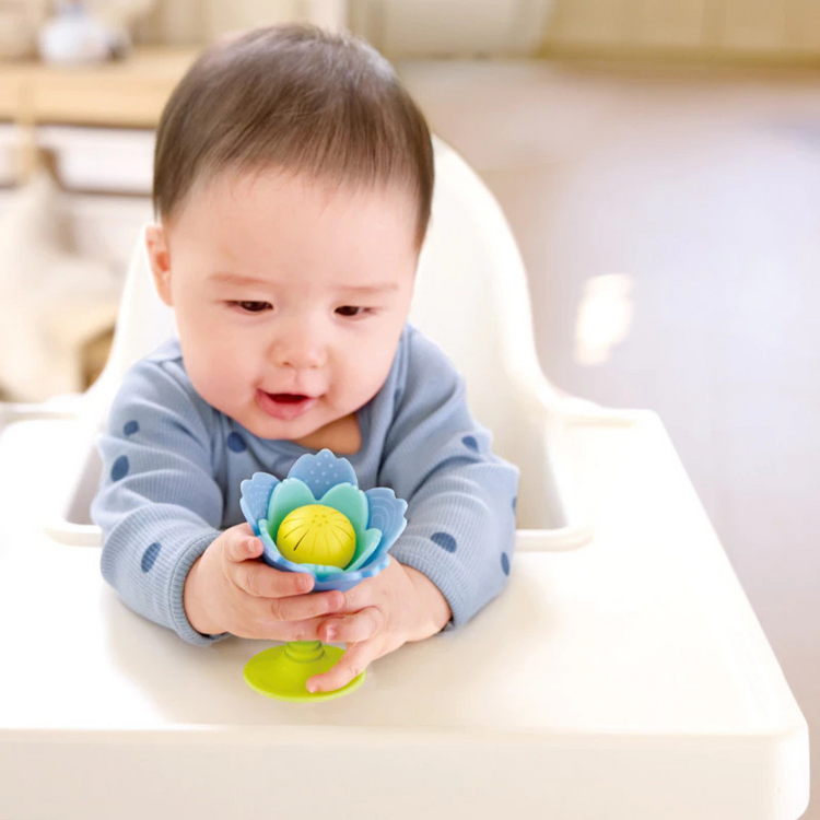 Hape 0138 Silicone Rattle & Teether Flower Blue (0m+)