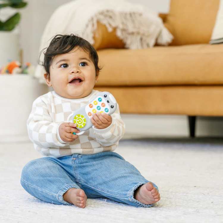 Infantino Music & Light Pretend Remote Control (6m+)