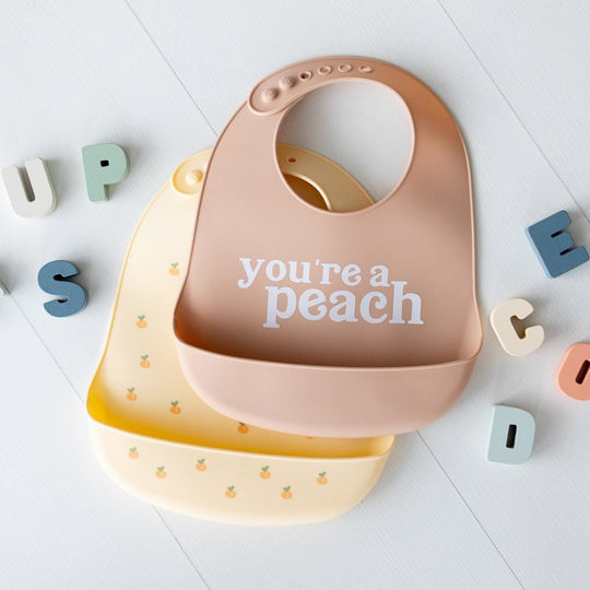 Pearhead Silicone Bib 2 Pcs - You're A Peach (6m+)