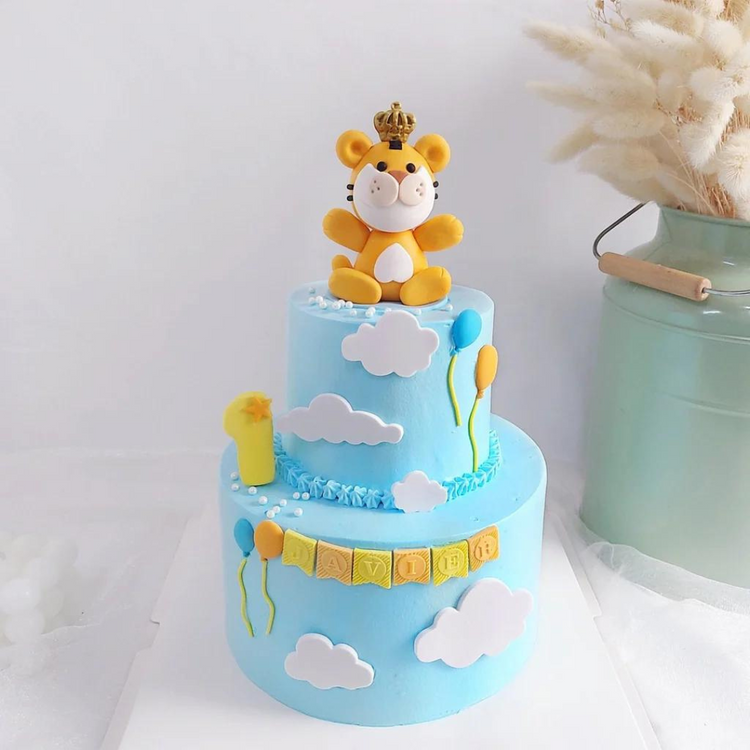 [PRE-ORDER] Yippii Two Tier Crown Tiger Cake 4 Inch + 6 Inch (Buttercream)