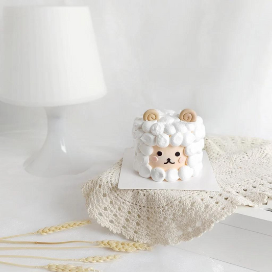 [PRE-ORDER] Yippii Mini Character Design Cake 3 Inch - Curly Sheep