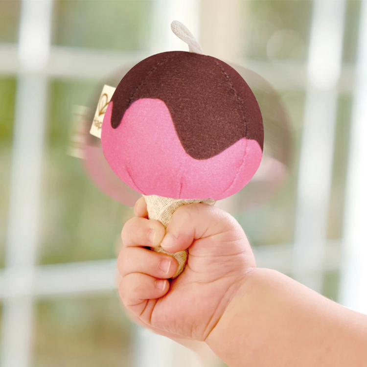 Hape 0075 Sensory Scoop Ice Cream Truck (6m+)