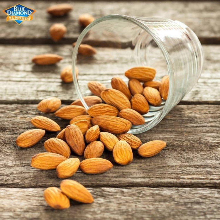 Blue Diamond Mixed Nuts 135g (in can)