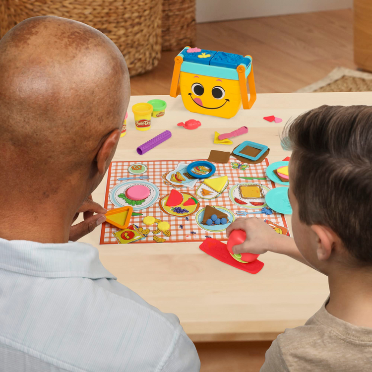 Play-Doh Picnic Shapes Starter Set (3Y+)