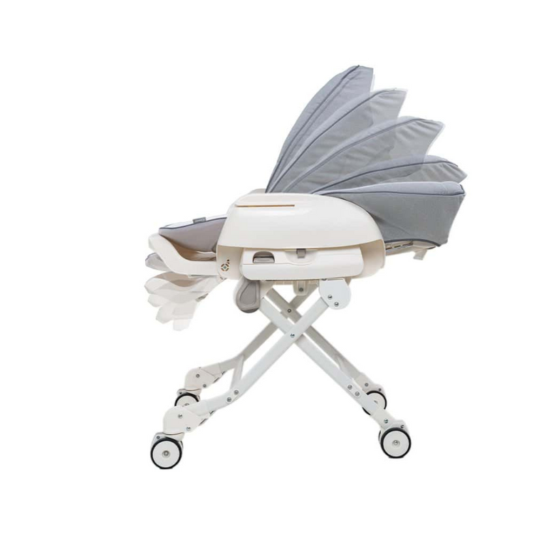 Combi Dreamy Manual Swing - Light Grey ( Newborn to 4 Years Old Approx. )