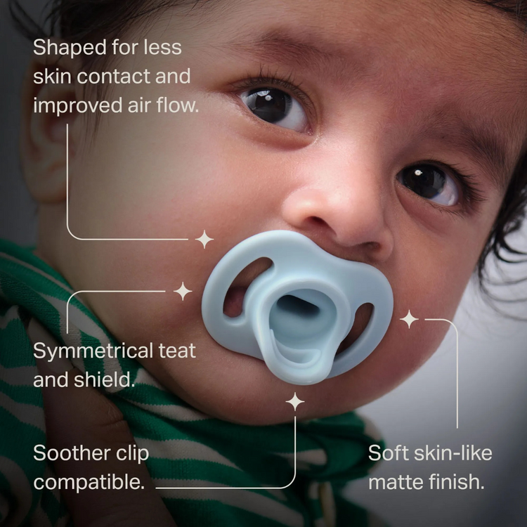 Tommee Tippee Ultra Light Stay Put Silicone Soother 2Pcs/Pack (Assorted)