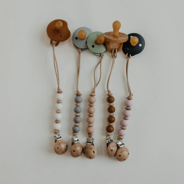 Mils and Key Peanut Pacifier Clips (0m+)