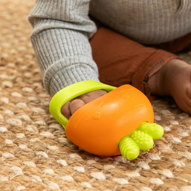 Infantino Handy Dandy Teething Mitt Carrot (0m+)