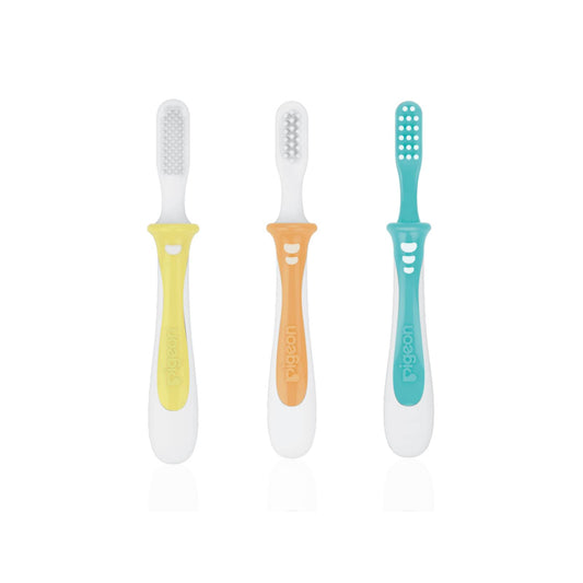 Pigeon Baby Training Toothbrush Set