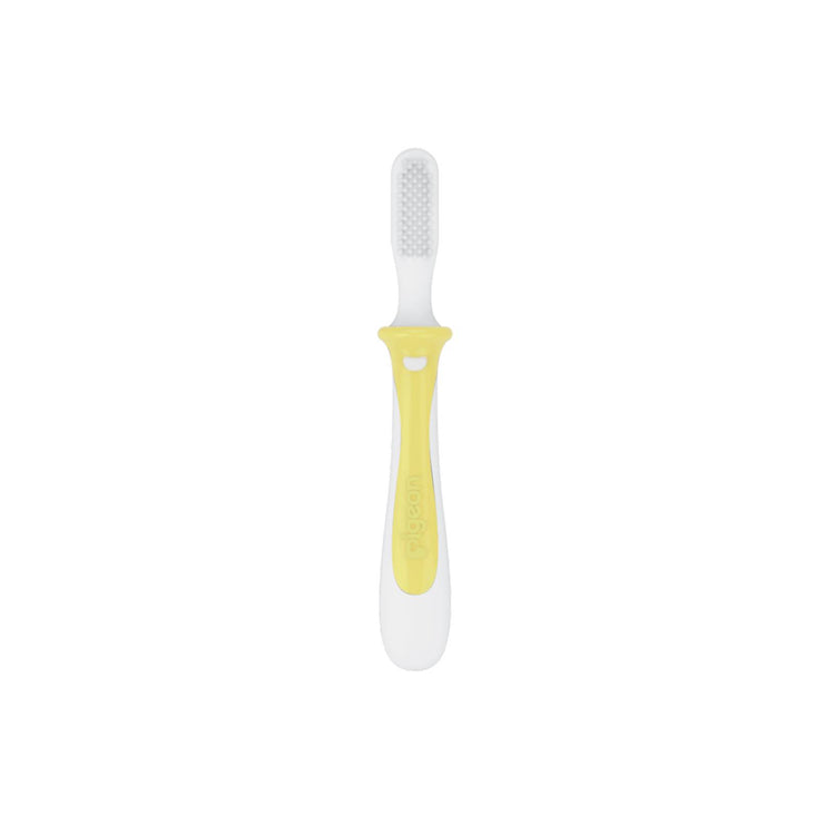 Pigeon Baby Training Toothbrush Set