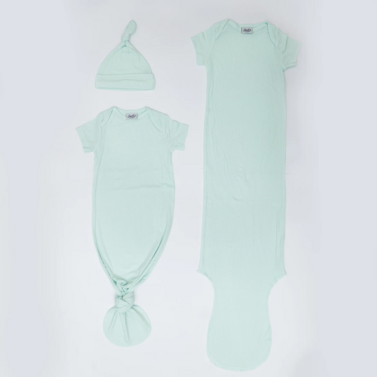 Jae Ko Short Sleeved Knotted Gown (0-3m)