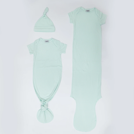 Jae Ko Short Sleeved Knotted Gown (0-3m)