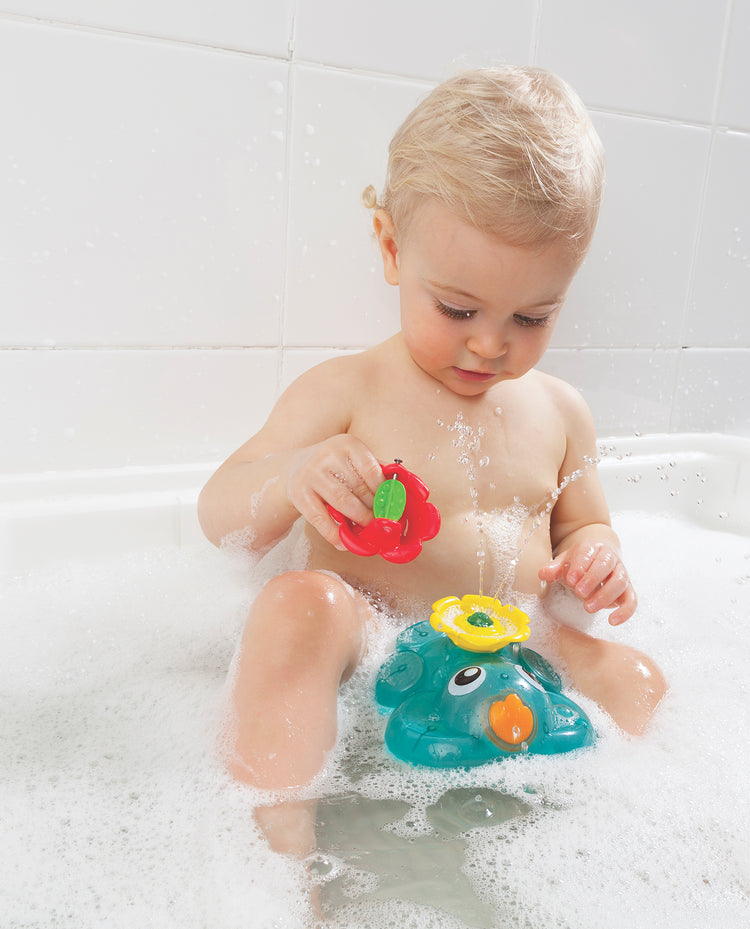 Playgro Light Up Squirty Bath Fountain