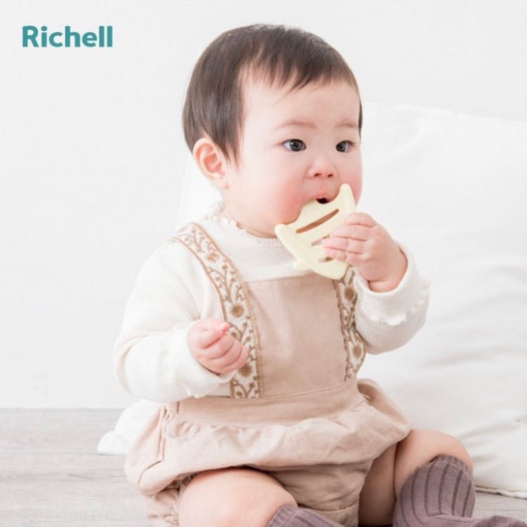 Richell Silicone Teether - 3m+ (Whale/ Clownfish/ Seahorse/ Angelfish)