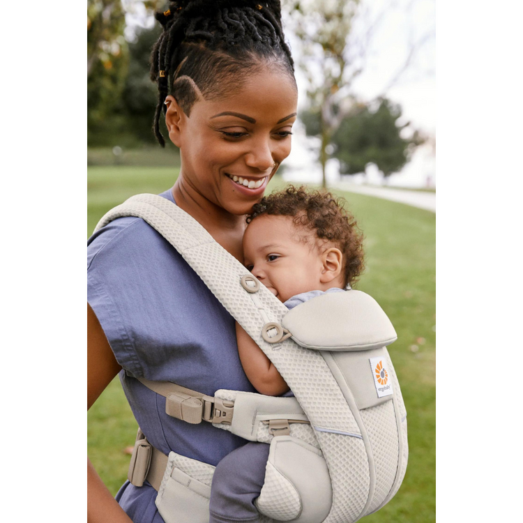 Ergobaby Omni Breeze Carrier - Natural Beige