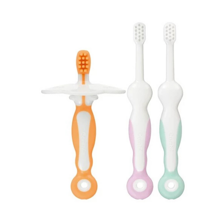 Combi Baby Teteo Baby Toothbrush Set (6-12m+)