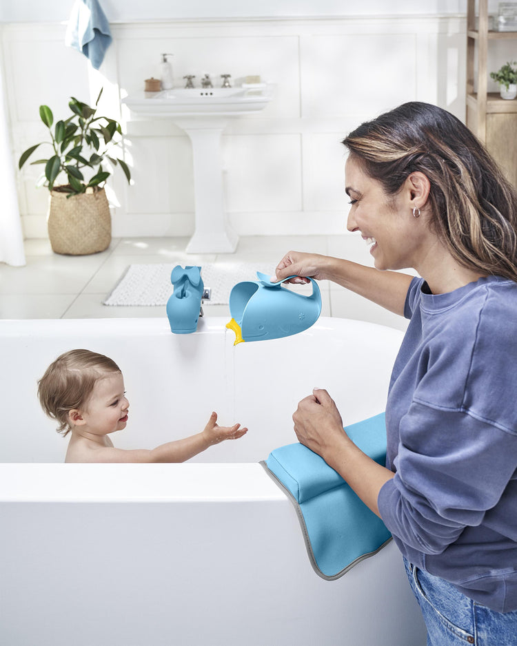 Skip Hop Moby Waterfall Bath Rinser - Blue