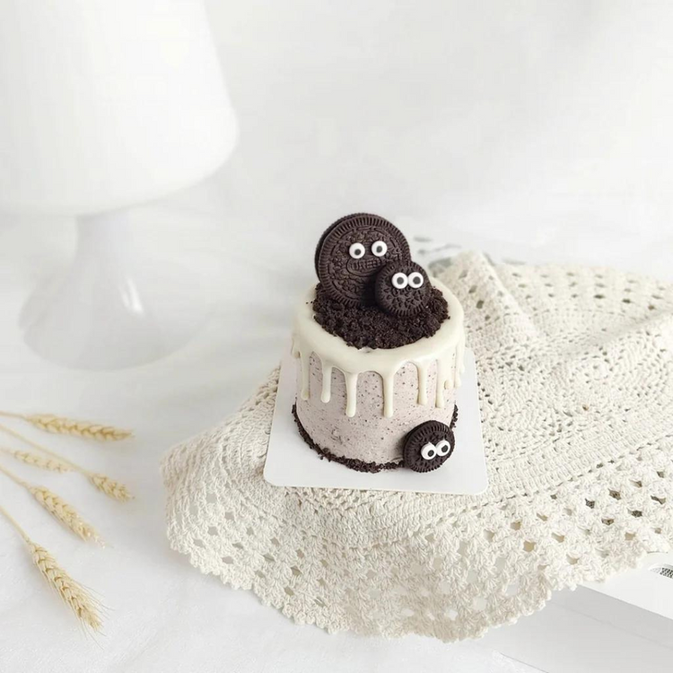 [PRE-ORDER] Yippii Mini Character Design Cake 3 Inch - Oreo Monster