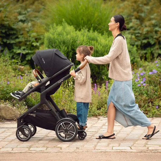 [PRE-ORDER] Nuna DEMI Next Large Stroller With 𝗙𝗼𝗿𝘄𝗮𝗿𝗱 𝗙𝗮𝗰𝗶𝗻𝗴