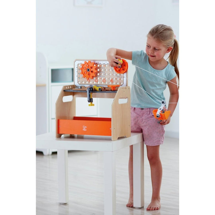 Hape 3028 Discovery Scientific Workbench ( 4+ Years )