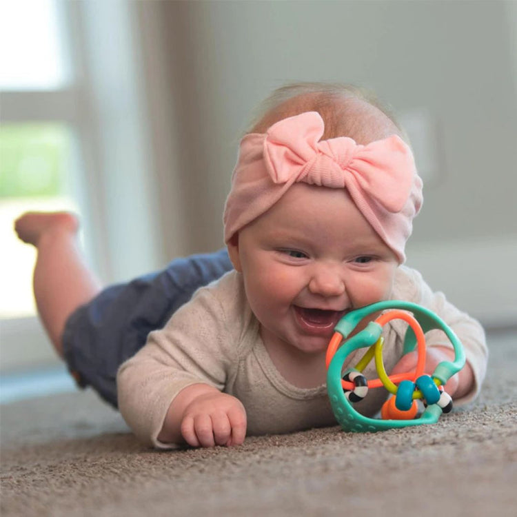 Sassy Busy Ball (3+ months)