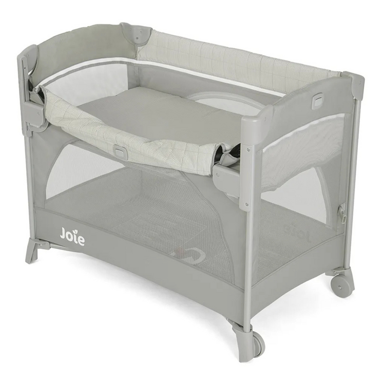 Joie Kubbie Sleep Bedside Crib & Travel cot (Birth to 15kg)