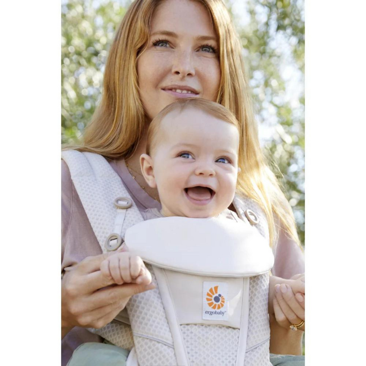 Ergobaby Omni Breeze Carrier - Natural Beige