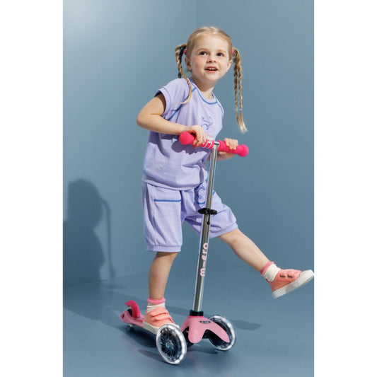 Micro 213 Mini Deluxe Glow LED Plus Scooter - Frosty Pink (2-5yrs)