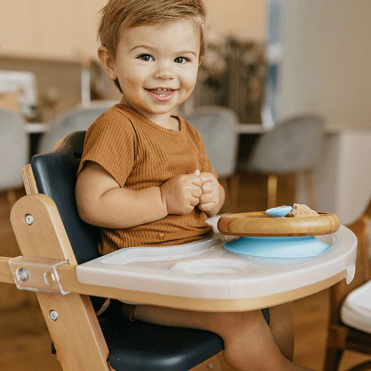 Abiie Beyond Junior Highchair - Misty Grey+Black (6m+)