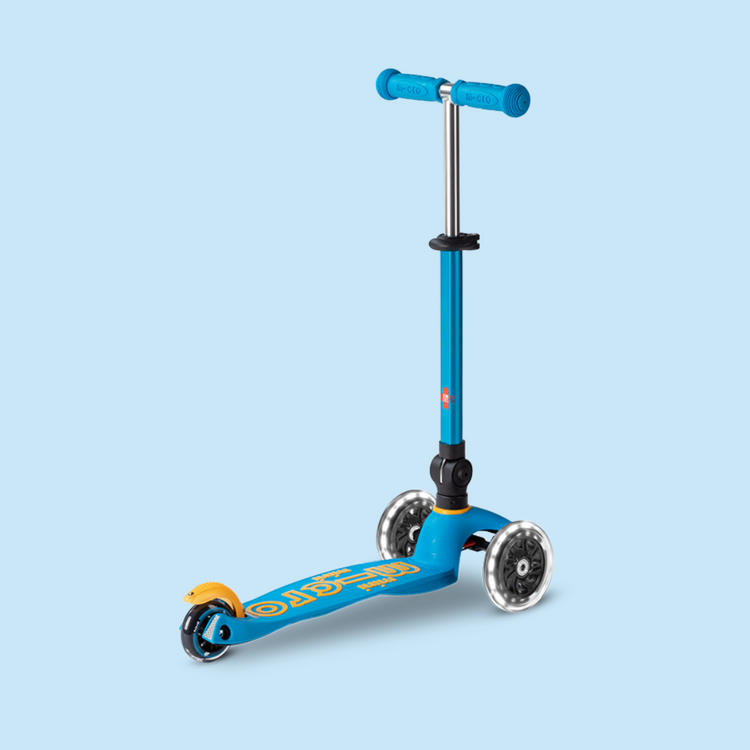 Micro Mini Deluxe Foldable Ocean Blue Scooter (2-5yrs)