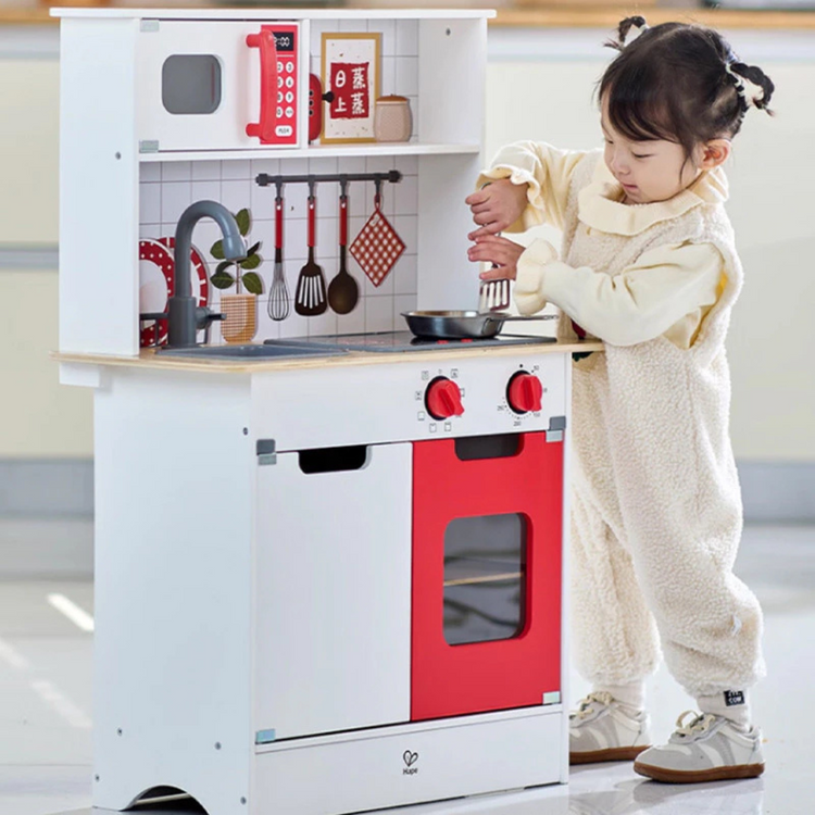 Hape 8791 Modern Kitchen With Light and Sound Suitable for Age 3+ Years