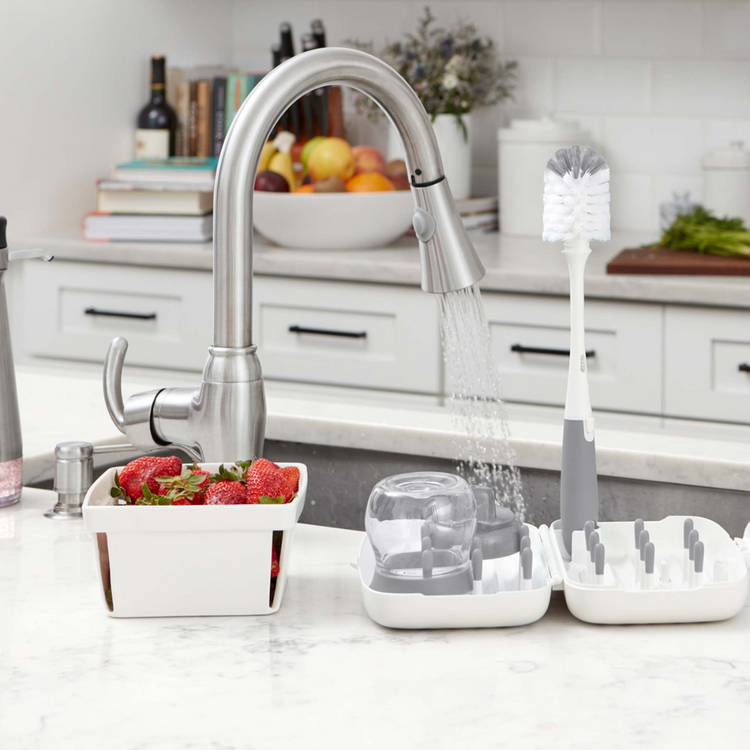 Oxo Tot On the Go Drying Rack & Bottle Brush