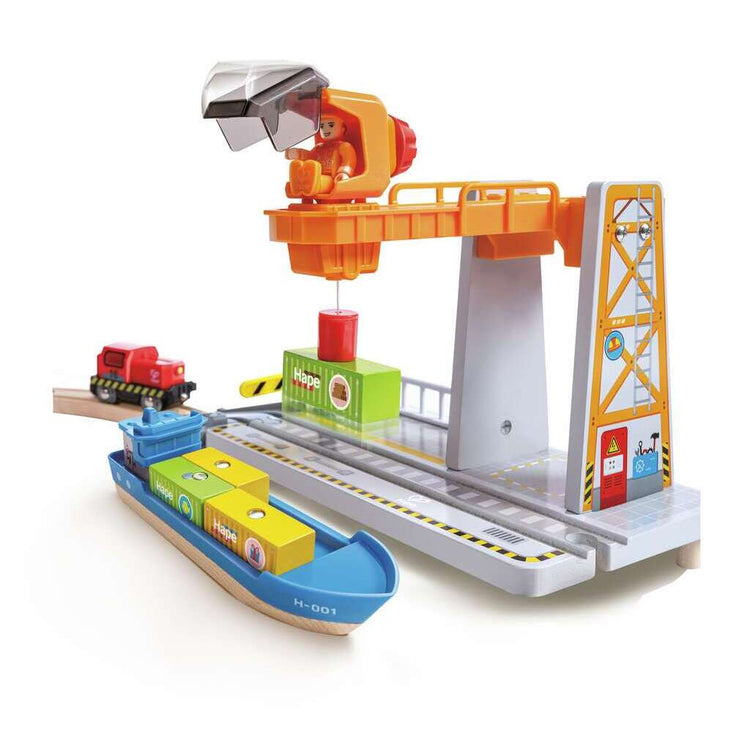 Hape 3790 Sea & Rail Cargo Transport Set (3y+)