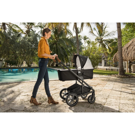 [PRE-ORDER] Nuna MIXX Series Carry Cot - Caviar