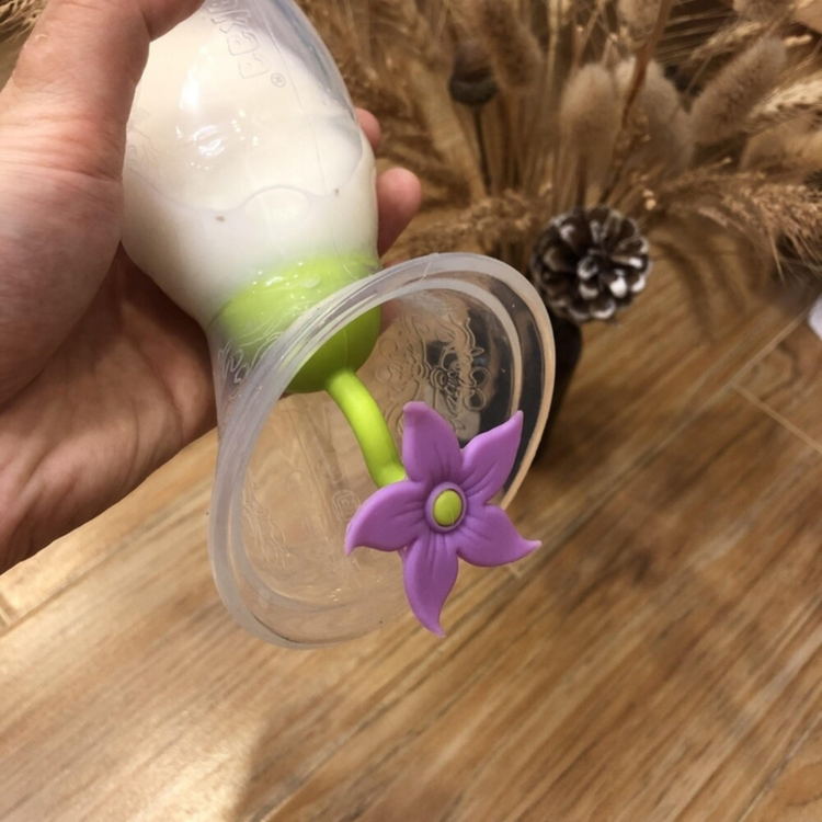 HaaKaa Silicone Breast Pump Flower Stopper